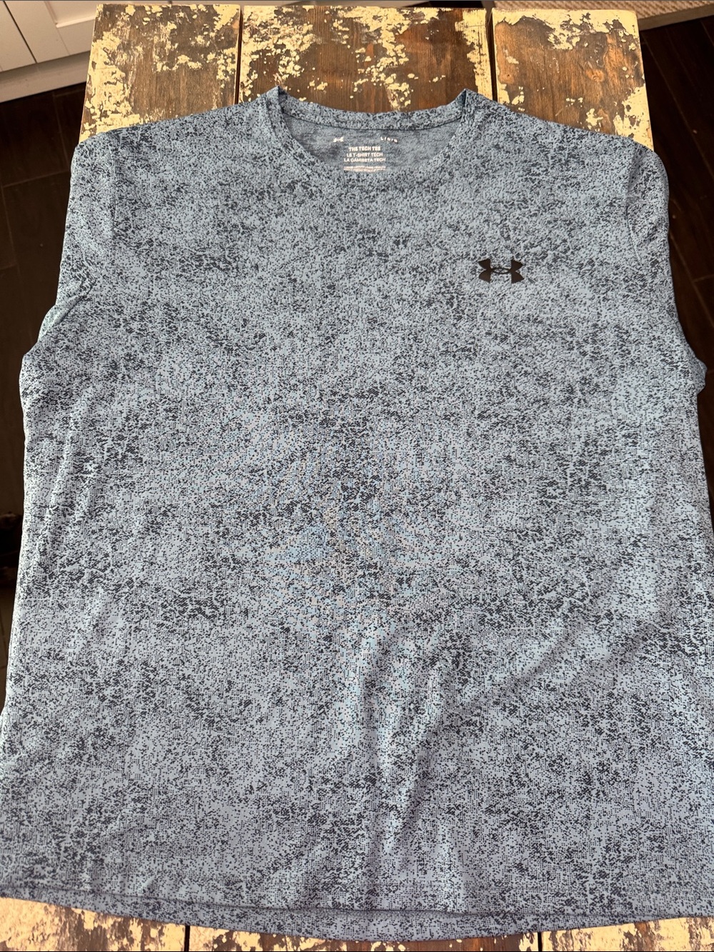 Men’s Under Armour Heathered Light Blue and Black Short Sleeve Performance Tee